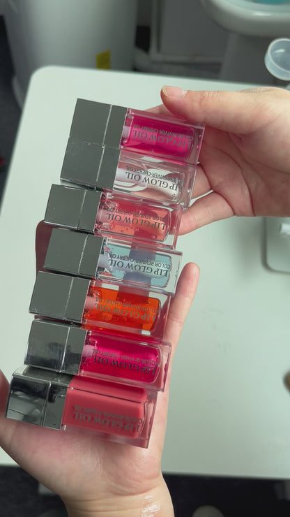 Moisturizing Lip Oil and Transparent Lip Balm